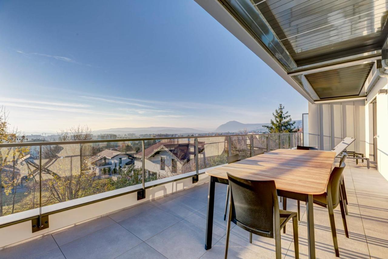 Serenity - 3 Bedroom Top Floor Apartment Parking & Lake View Terrace Annecy Esterno foto