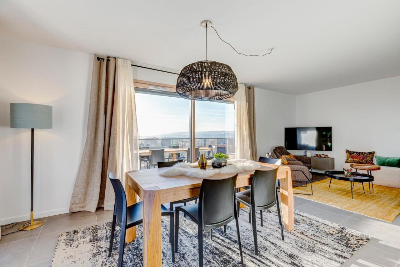 Serenity - 3 Bedroom Top Floor Apartment Parking & Lake View Terrace Annecy Esterno foto